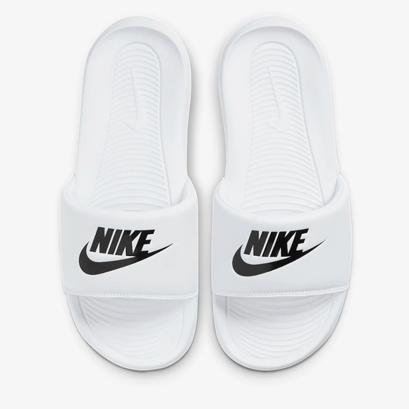 Nike Shoes - Nike Victori One Women’s Slide Size 8